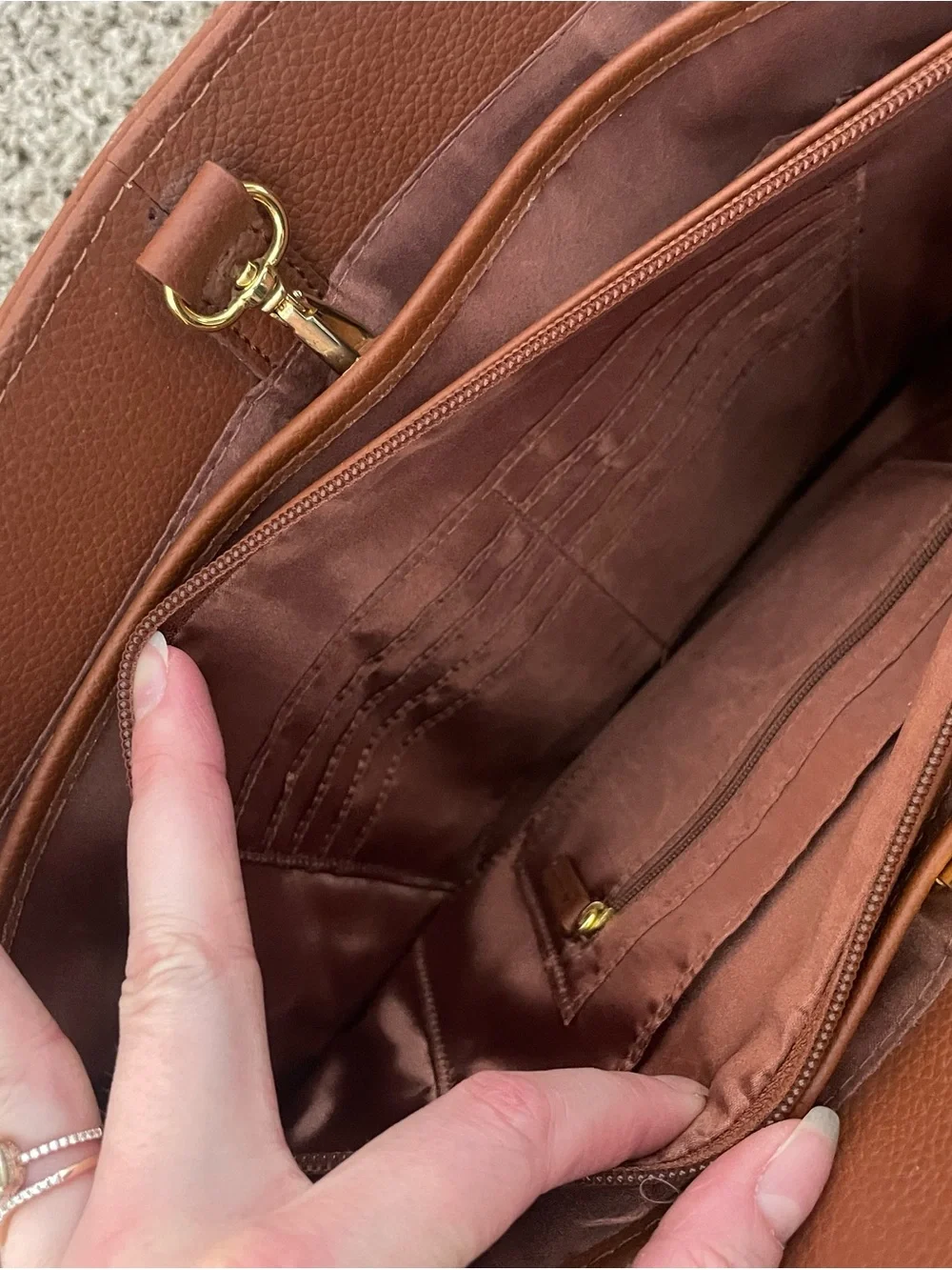 JOY & IMAN Essentials Brown Leather Tote w/ Original Watch and Flashlight